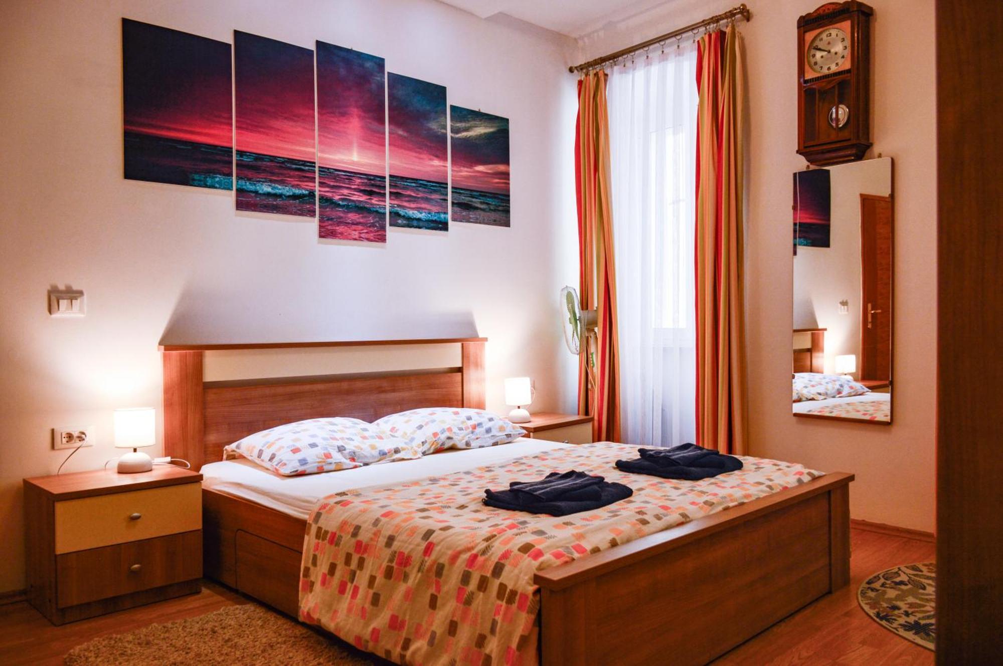 Charming Marine Style Apartment Крес Екстериор снимка